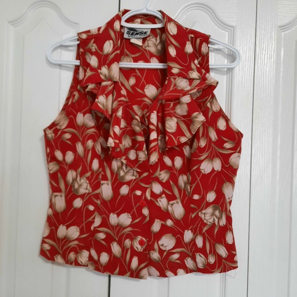Vintage Sense Red Sleeveless Blouse w/ White tulip floral pattern Ladies Medium